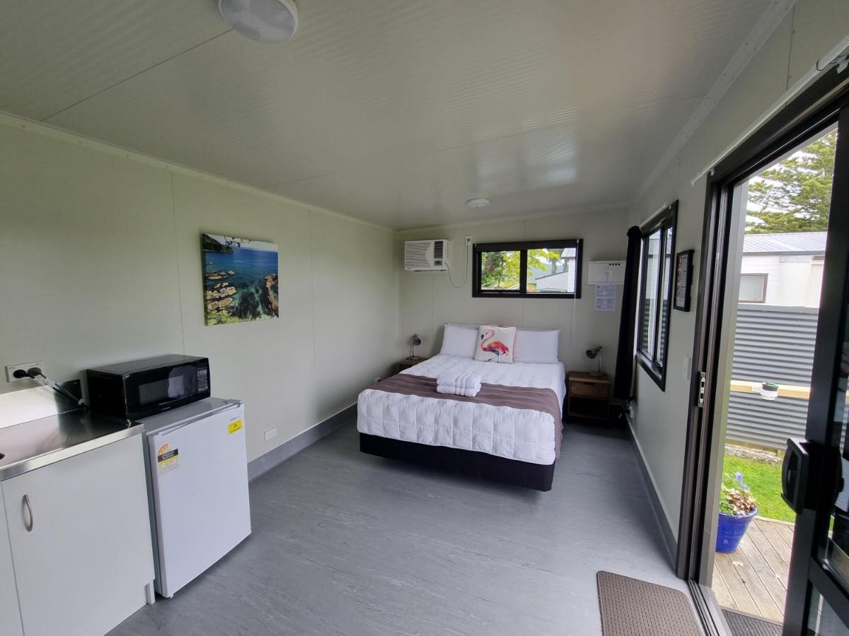 Riverside Whakatane Holiday Park Hotel Exterior photo