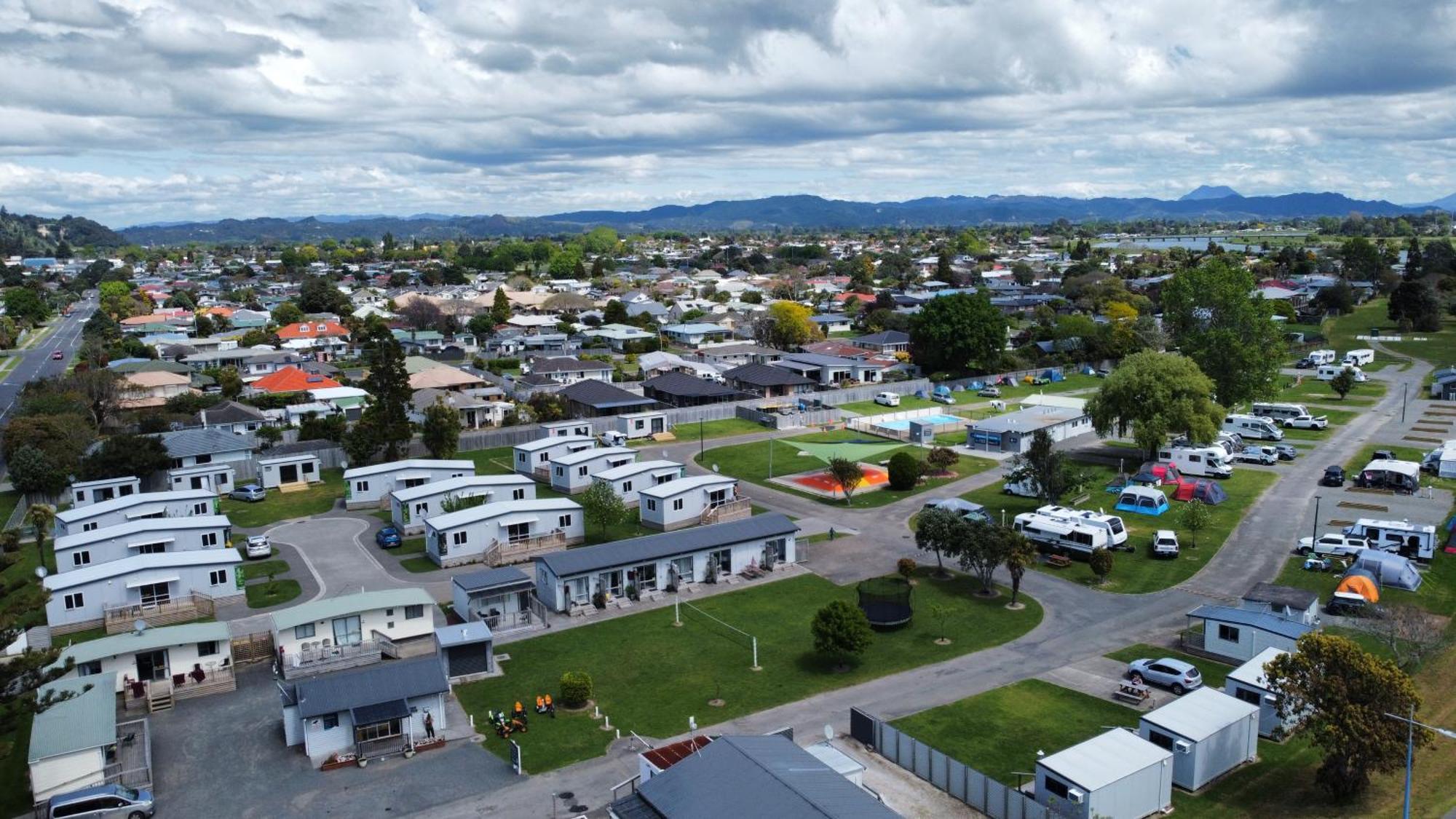 Riverside Whakatane Holiday Park Hotel Exterior photo