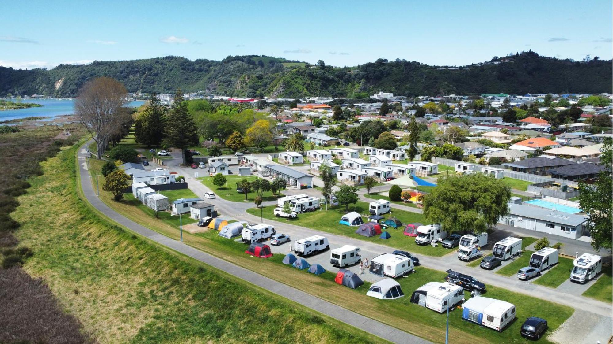 Riverside Whakatane Holiday Park Hotel Exterior photo