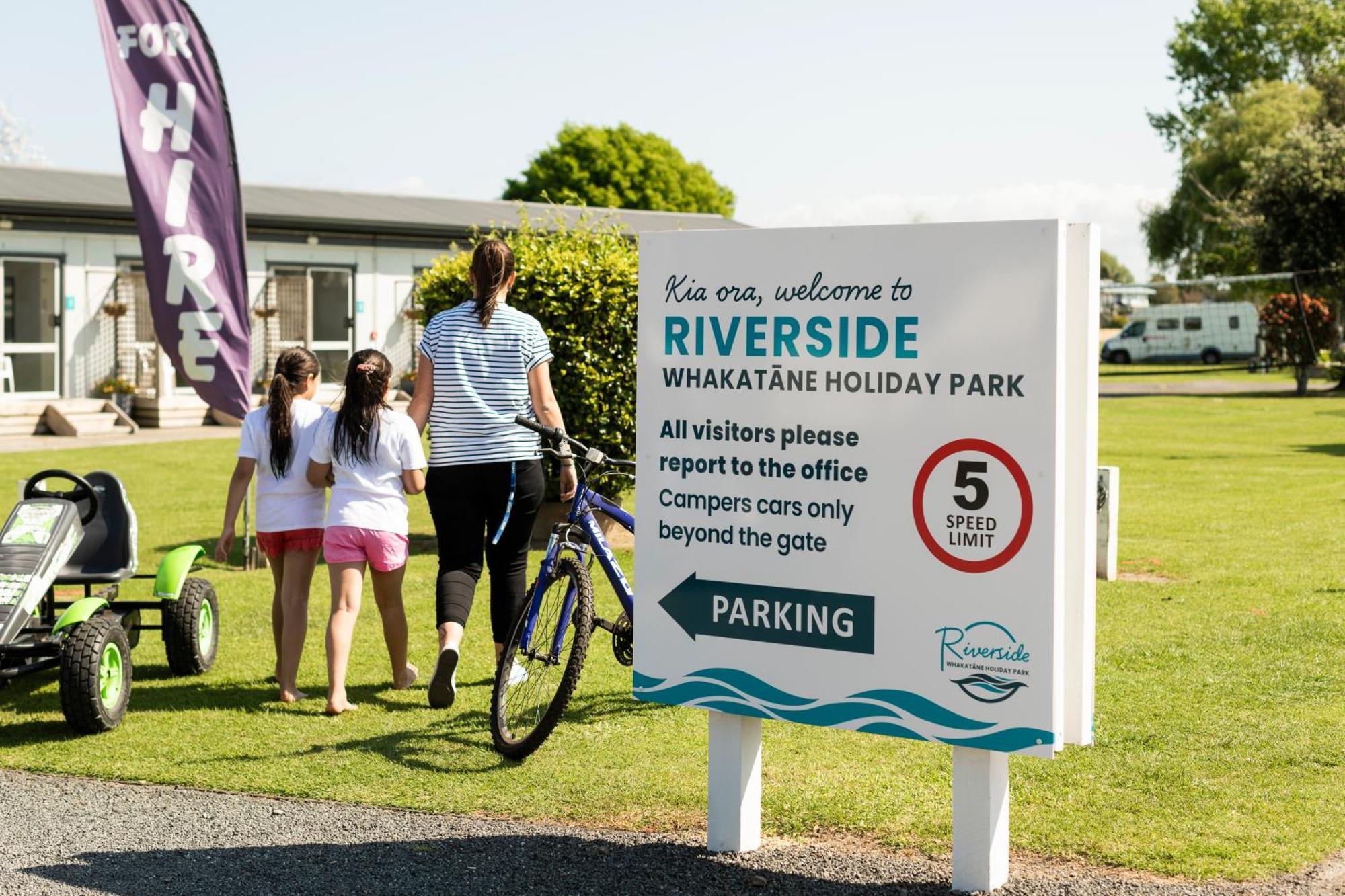 Riverside Whakatane Holiday Park Hotel Exterior photo