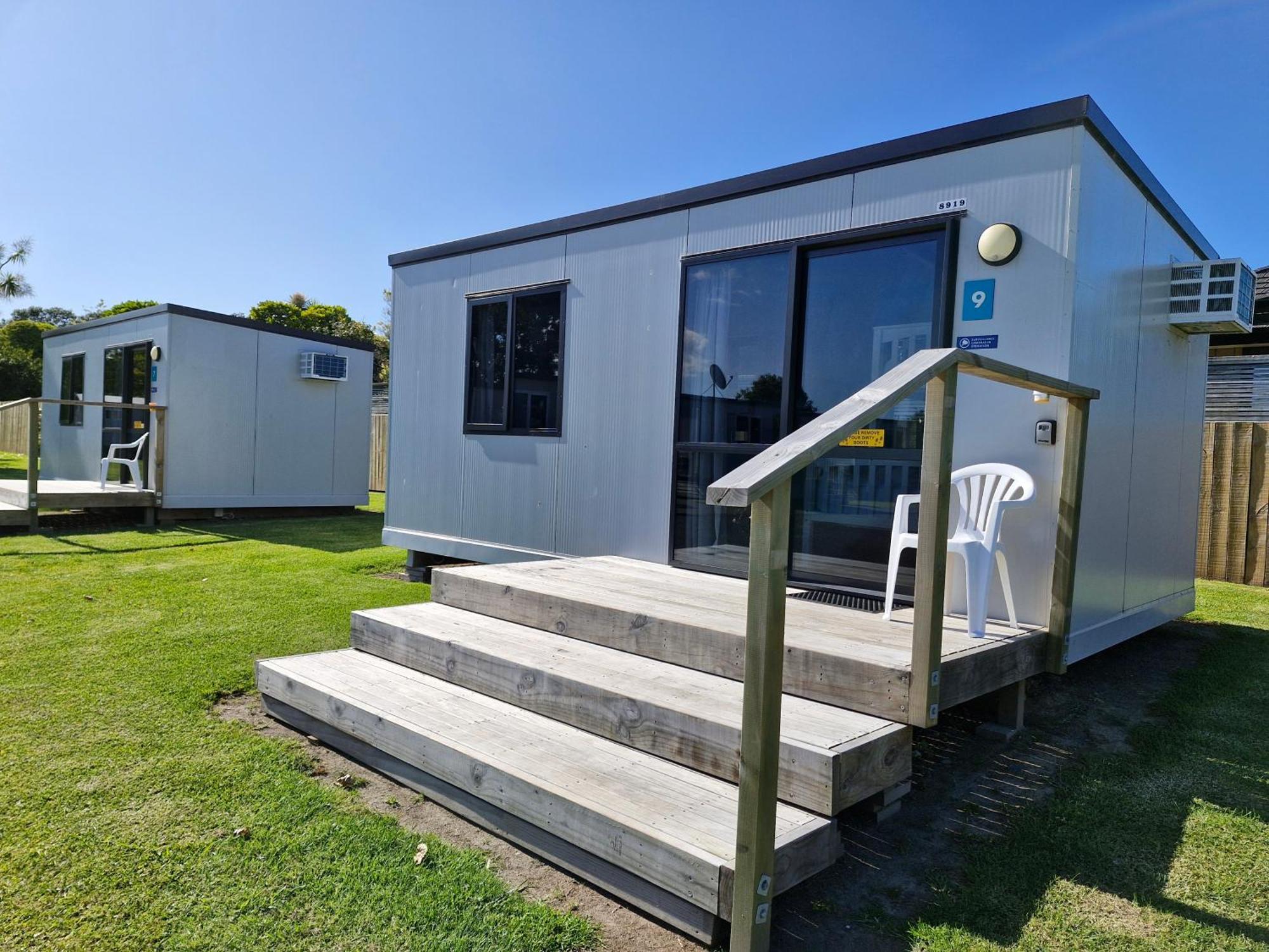 Riverside Whakatane Holiday Park Hotel Exterior photo